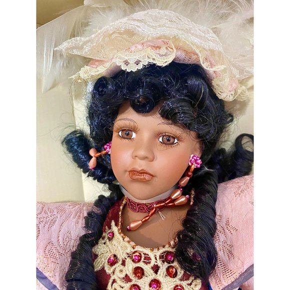 African American doll, Angelina Visconti doll, NEW in Box, 18" Height, so cute - Picture 13 of 17
